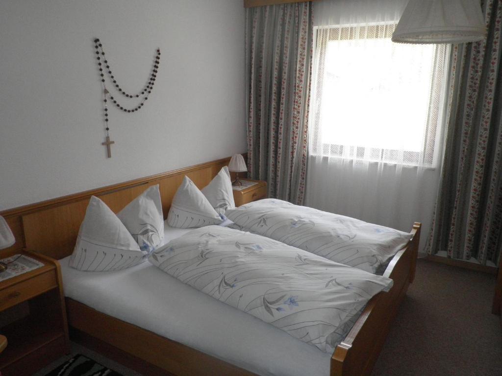 Haus Drescher Apartman Obsteig Szoba fotó